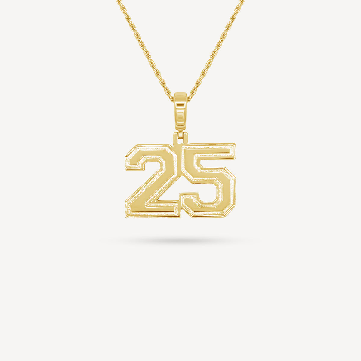 Gold Presidents Pendant and Chain - #25 De'Shawn Larson