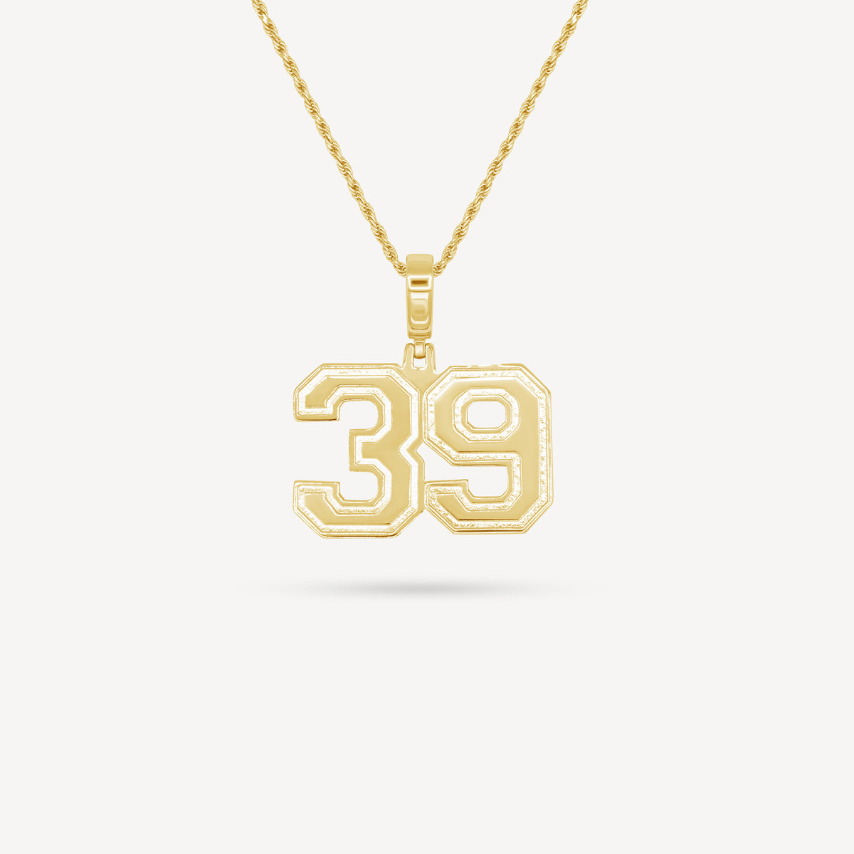 Gold Presidents Pendant and Chain - #39 Bryant Ball