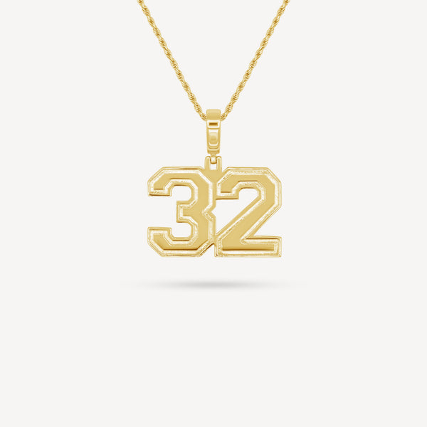 Gold Presidents Pendant and Chain - #32 JJ Moultrie
