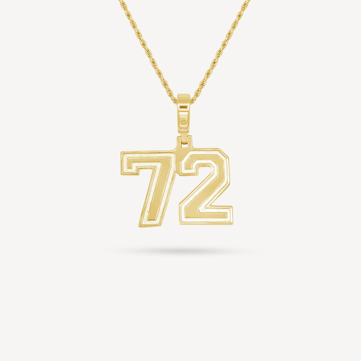 Gold Presidents Pendant and Chain - #72 Caleb Williams
